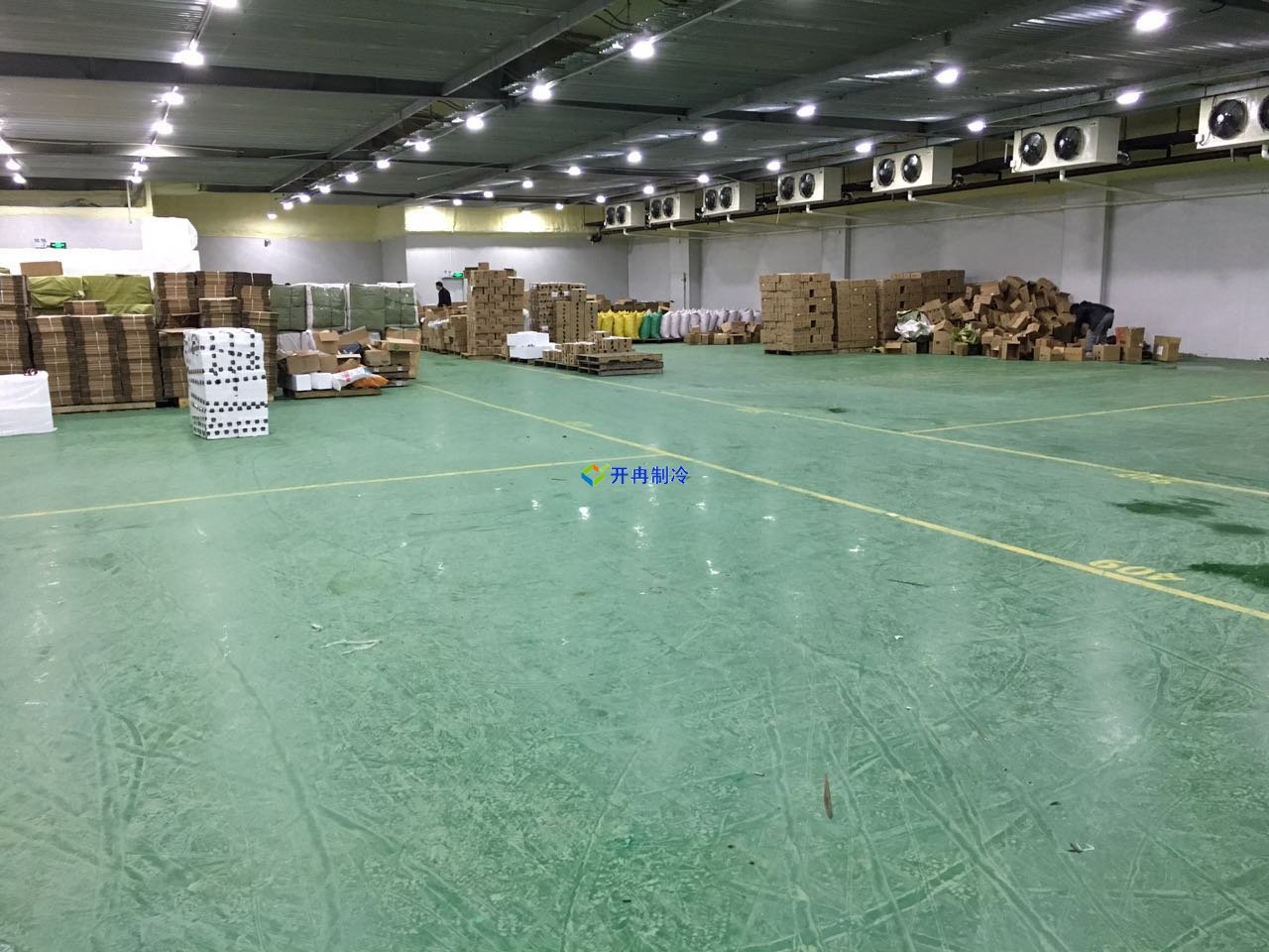 -18℃食品低溫冷庫建設(shè),0-5℃恒溫冷庫倉庫設(shè)計(jì)